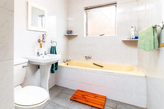 To Let 3 Bedroom Property for Rent in Vredekloof Western Cape